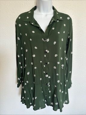 Anthropologie 11-1-Tylho Lakin Green Tunic Ladybug Button Down Shirt Size Small